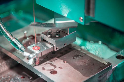 Vonkboren & startgatvonken Professioneel vonkboren & startgatvonken bij 24Machining